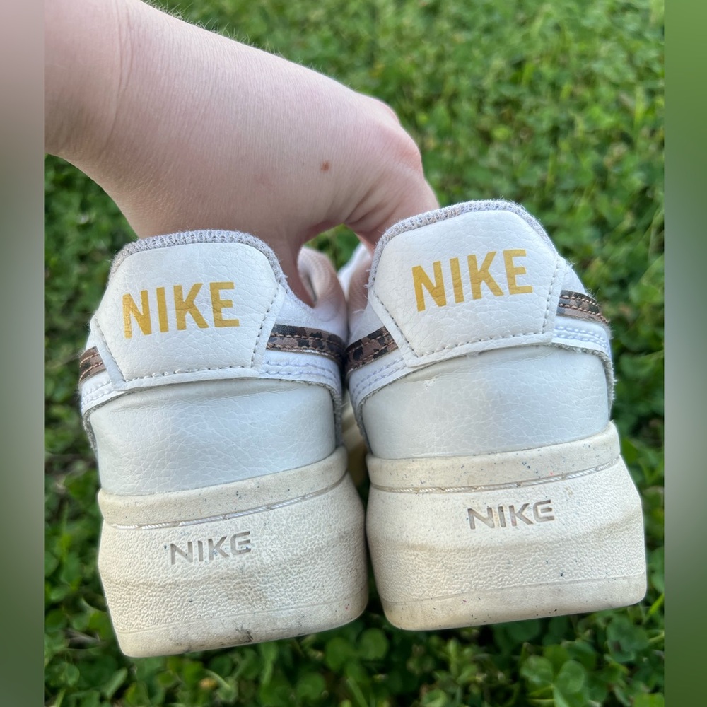 Nike Women's Court Vision Alta 'White/Leopard' Print Platform Sneakers Size 7.5 - Picture 4 of 14